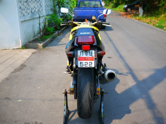 ขาย Suzuki Gsx 750 พร้อมทะเบียนแท้ สภาพสวย เครื่องดีพร้อมใช้งานทันที ขาย Suzuki Gsx 750 พร้อมทะเบียนแท้ สภาพสวย เครื่องดีพร้อมใช้งานทันที