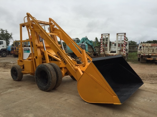 ขายรถตัก   KOMATSU SD25