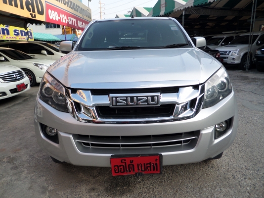 กระบะฟรีดาวน์ กับALL NEW D-MAX ปี2013 ใหม่กริ๊ป ไม่มีตำหนิ