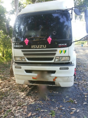 รถอีซูซุ 10 ล้อ หัวลาก GXZ  270 แรงม้า. ปี 47.  ( ขายแม่ , ลูก. )    สนใจติดต่อ  081 - 6079515