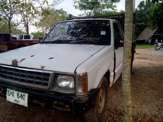 กระบะมิตซูตอนเดียว รถบรรทุก พร้อมใช้งาน กระบะมิตซูตอนเดียว รถบรรทุก พร้อมใช้งาน