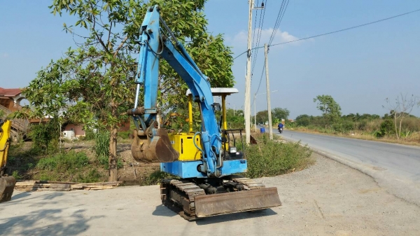 ขายด่วนรถเเม็คโครคูโบต้า KH-25แทคเหล็กเทียบเท่า PC25เคื่องคูโบต้า3สูบเก่าญี่ปุ่นแท้ไม่เคยใช้งานเมืองไทยเลยส่งให้ฟรีๆ