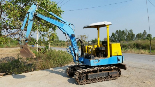 ขายด่วนรถเเม็คโครคูโบต้า KH-25แทคเหล็กเทียบเท่า PC25เคื่องคูโบต้า3สูบเก่าญี่ปุ่นแท้ไม่เคยใช้งานเมืองไทยเลยส่งให้ฟรีๆ