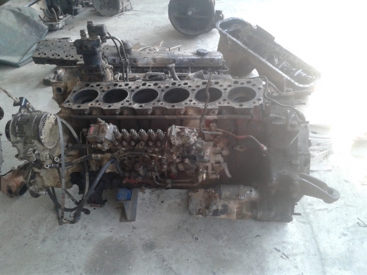 ขายเครื่อง HINO PO-9  315 แรง