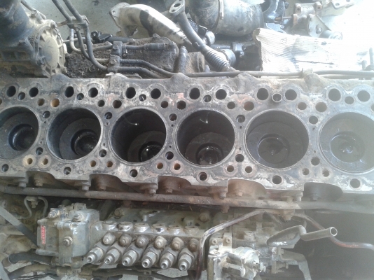 ขายเครื่อง HINO PO-9  315 แรง