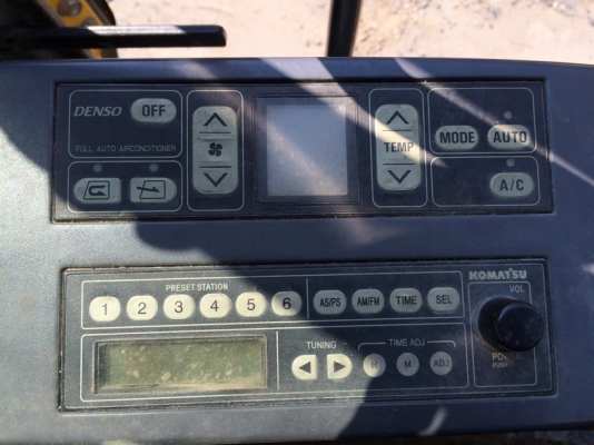 Komatsu PC200-7 SN: 256005 ปี 2007 สภาพสวยนำเข้าจากญี่ปุ่น ถึงไทยแล้วครับ