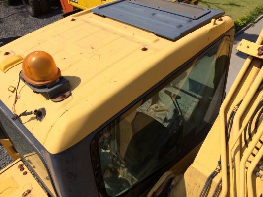 Komatsu PC200-7 SN: 256005 ปี 2007 สภาพสวยนำเข้าจากญี่ปุ่น ถึงไทยแล้วครับ