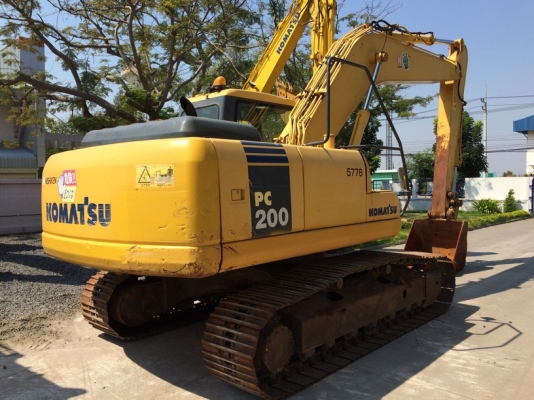 Komatsu PC200-7 SN: 256005 ปี 2007 สภาพสวยนำเข้าจากญี่ปุ่น ถึงไทยแล้วครับ