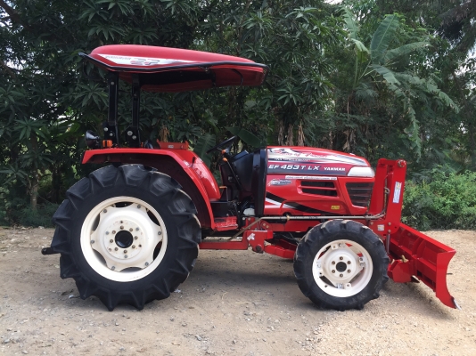 ขายรถไถยันมาร์ EF453TLX พร้อมอุปกรณ์ใบมีดดันดินหน้าและผานพรวน สนใจโทร 081-9136451 ค่ะ ขายรถไถยันมาร์ EF453TLX พร้อมอุปกรณ์ใบมีดดันดินหน้าและผานพรวน สนใจโทร 081-9136451 ค่ะ