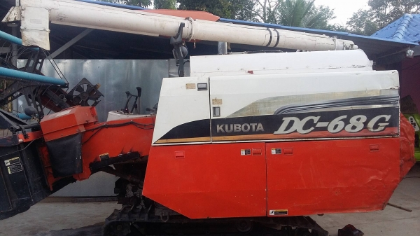 ลดสุดๆครั้งสุดท้ายครับ  ราคา 220,000  รถพร้อมใช้แทรกยางงาม เอาไปพร้อมเทลเลอร์ครับ