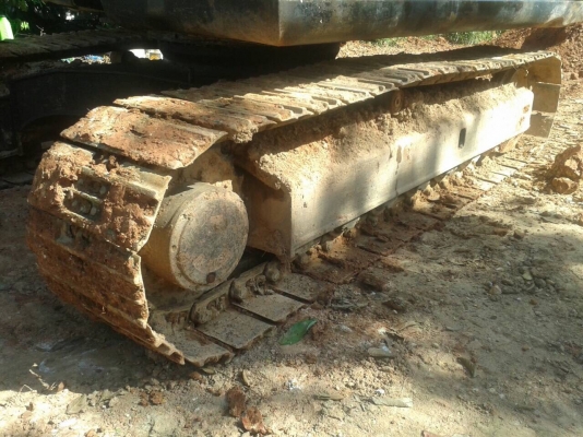 ขายรถแบคโฮ KOMATSU PC120-6 เอกสารเล่มทะเบียน ระบบไฟเต็ม ราคา 750000