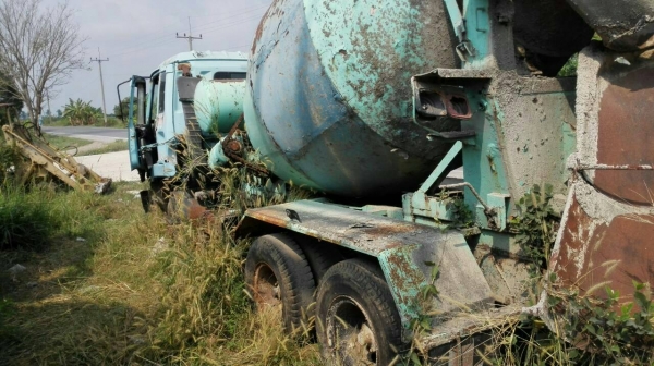 ขาย395,000รถโม่ปูนโซ่6.5คิว ISUZU ROCKY เครื่อง ED -100สามใบปัด280แรงเอกสารเล่มทะเบียนพร้อมโอน 090-772-3710 090-772-3708 ขาย395,000รถโม่ปูนโซ่6.5คิว ISUZU ROCKY เครื่อง ED -100สามใบปัด280แรงเอกสารเล่มทะเบียนพร้อมโอน 090-772-3710 090-772-3708