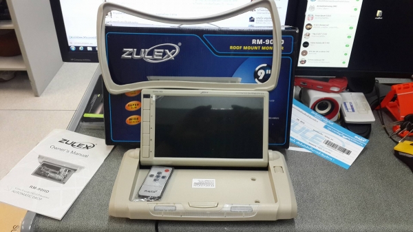 จอติดเพดานขนาด 9 นิ้ว ซื้อมาไม่ได้ใช้