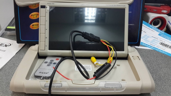 จอติดเพดานขนาด 9 นิ้ว ซื้อมาไม่ได้ใช้