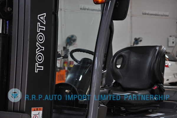 ขายรถโฟล์คลิฟท์มือสอง TOYOTA รุ่น 8FD25-19652 ราคา xxx,xxx บาท นำเข้าจากประเทศญี่ปุ่น 100\% ไม่เคยใช้งานในไทย