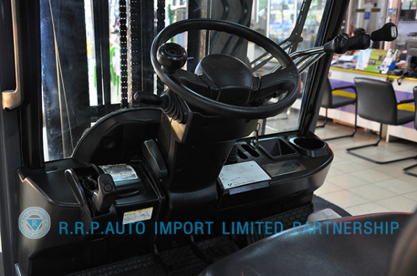 ขายรถโฟล์คลิฟท์มือสอง TOYOTA รุ่น 8FD25-19652 ราคา xxx,xxx บาท นำเข้าจากประเทศญี่ปุ่น 100\% ไม่เคยใช้งานในไทย