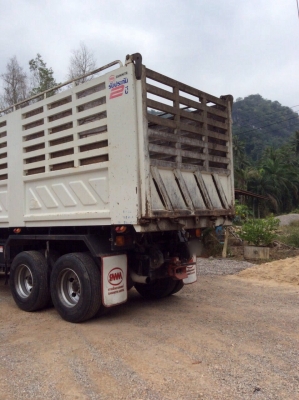 ขายดาวน์รถ22ล้อดั้มพ์ ISUZU MP1FXZ7778T เครื่อง360แรงม้ากับหางSMM ปี57 สนใจโทร 081-970-1072 ขายดาวน์รถ22ล้อดั้มพ์ ISUZU MP1FXZ7778T เครื่อง360แรงม้ากับหางSMM ปี57 สนใจโทร 081-970-1072