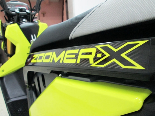 (โอนฟรี) ขาย Zoomer-X ปี 2015 รถ 5 เดือน ไมล์แท้ 5379 กม เครื่องหัวฉีดประหยัดน้ำมัน  สีเหลือง ดำ