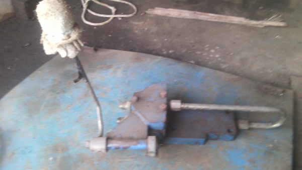 ขายคอนโทรลใบดันหน้าใส่รถไถฟอรด์   รุ่น5000   66000