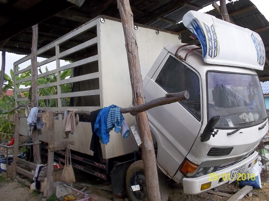 ขายKS 110 แรง4BD ฝาขาวยาว 5.50 ม. ขายKS 110 แรง4BD ฝาขาวยาว 5.50 ม.