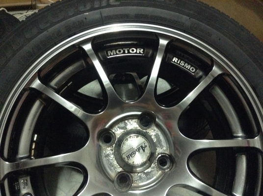 แม็กขอบ 15 นิ้ว 4 รู 100 พร้อมยางดอกลึกๆพร้อมใช้