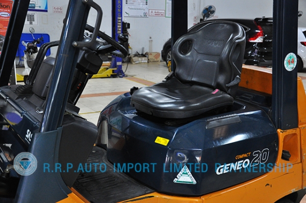 ขายรถโฟล์คลิฟท์มือสอง TOYOTA รุ่น 7FG20-10301 ราคา 235,000 บาท สภาพเดิมจากญี่ปุ่นจากประเทศญี่ปุ่น ไม่เคยใช้งานในไทย