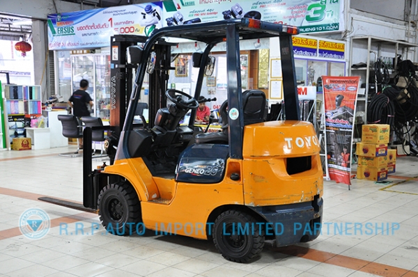 ขายรถโฟล์คลิฟท์มือสอง TOYOTA รุ่น 7FG20-10301 ราคา 235,000 บาท สภาพเดิมจากญี่ปุ่นจากประเทศญี่ปุ่น ไม่เคยใช้งานในไทย