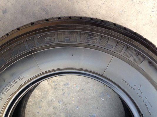ยาง MICHELIN XCD 215 R 15 ปี 14 2 เส้น 2800 สภาพสวยๆดอกยางนิ่มๆไม่บวมเอาไปวิ่งกันยาวๆราคาเบาๆค่ะ