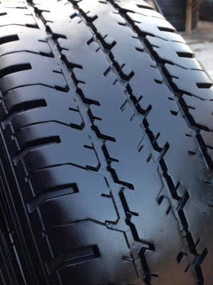 ยาง MICHELIN XCD 215 R 15 ปี 14 2 เส้น 2800 สภาพสวยๆดอกยางนิ่มๆไม่บวมเอาไปวิ่งกันยาวๆราคาเบาๆค่ะ