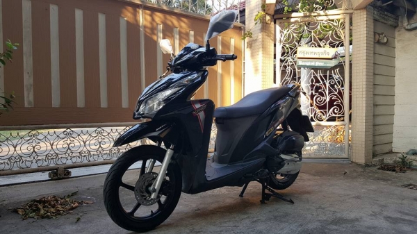 ขออนุญาติขาย HONDA CLICK-i 125 CC รุ่น TOP ล้อแม็กแท้ศูนย์ ฟรีค่าโอน