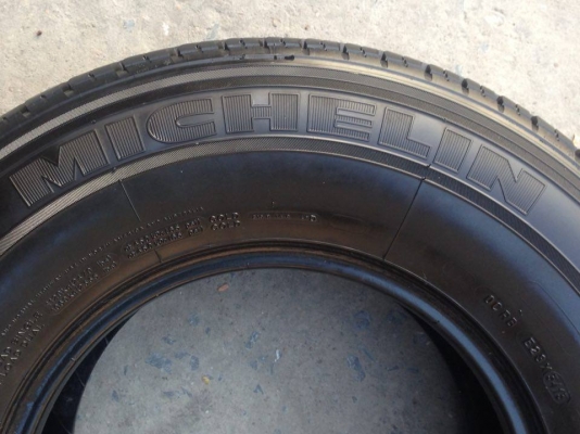 ยาง MICHELIN XCD 215 R 14 ปี 13 2 เส้น 2500 สภาพสวยๆดอกยางนิ่มๆไม่บวมเอาไปวิ่งกันยาวๆราคาเบาๆค่ะ