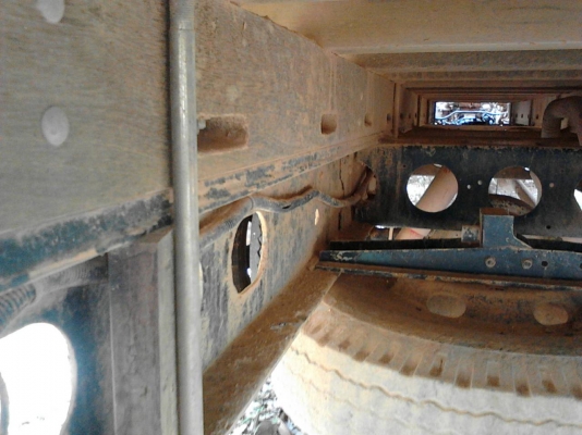 รถอีซูซุ 6 ล้อ ( ไม่ดั้ม ) 175 แรงม้า. ( รถประกอบ. )    สนใจติดต่อ  081 - 6079515