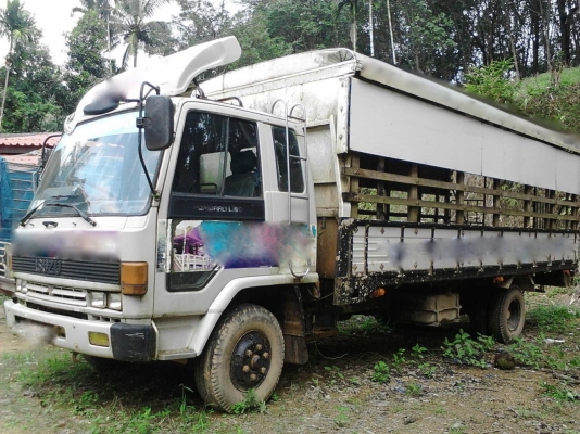 รถอีซูซุ 6 ล้อ ( ไม่ดั้ม ) 175 แรงม้า. ( รถประกอบ. )    สนใจติดต่อ  081 - 6079515