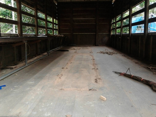 รถอีซูซุ 6 ล้อ ( ไม่ดั้ม ) 175 แรงม้า. ( รถประกอบ. )    สนใจติดต่อ  081 - 6079515