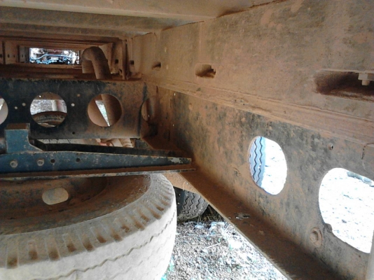 รถอีซูซุ 6 ล้อ ( ไม่ดั้ม ) 175 แรงม้า. ( รถประกอบ. )    สนใจติดต่อ  081 - 6079515