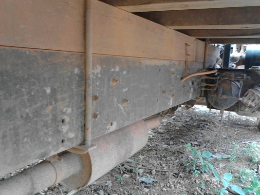 รถอีซูซุ 6 ล้อ ( ไม่ดั้ม ) 175 แรงม้า. ( รถประกอบ. )    สนใจติดต่อ  081 - 6079515