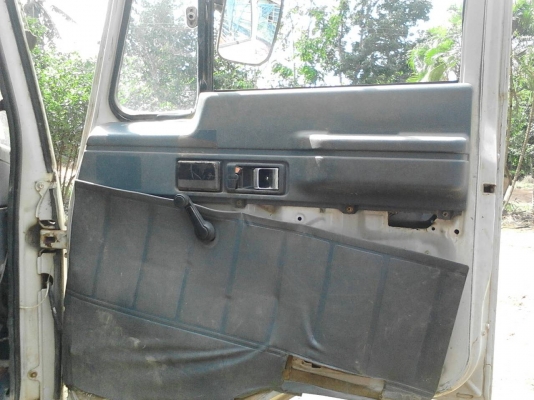 รถอีซูซุ 6 ล้อ ( ไม่ดั้ม ) 175 แรงม้า. ( รถประกอบ. )    สนใจติดต่อ  081 - 6079515