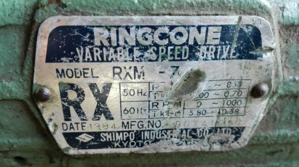 Sell>> มอเตอร์เกียร์ RINGCONE JAPAN 1/2 HP. ไฟบ้าน 220V. ปรับความเร็วรอบได้ที่หัวเกียร์ สภาพสวยวิ่งเงียบ หายากครับ!!