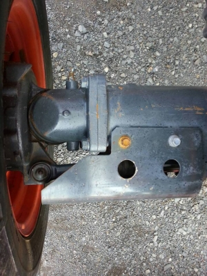 คูโบต้า L4708 4 WD พร้อมใบมีดตราช้าง