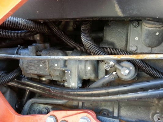 คูโบต้า L4708 4 WD พร้อมใบมีดตราช้าง