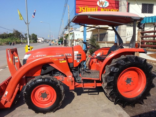 คูโบต้า L4708 4 WD พร้อมใบมีดตราช้าง