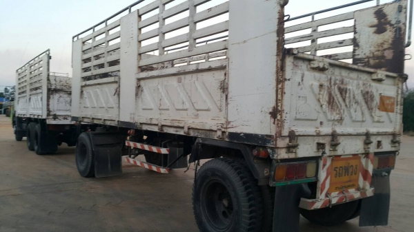 ขายด่วนลูกพ่วงไม่ดั้มสามมิตรปี45สภาพสวยพร้อมใช้ ยาว6.50เมตร สูง1.90