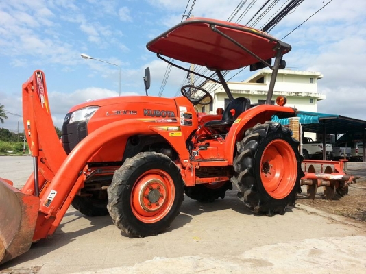คูโบต้า L3008 4 WD ใบมีดตราช้าง ผาน 5 ช้าง ทำงาน 959 ชั่วโมง จดทะเบียน พ.ย.2556