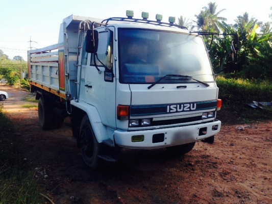 รถอีซูซุ 6 ล้อดั้ม FTR  เปลื่ยนเครื่อง 195 แรงม้า.    สนใจติดต่อ  081 - 6079515