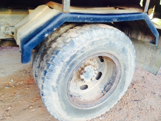 รถอีซูซุ 6 ล้อดั้ม FTR  เปลื่ยนเครื่อง 195 แรงม้า.    สนใจติดต่อ  081 - 6079515