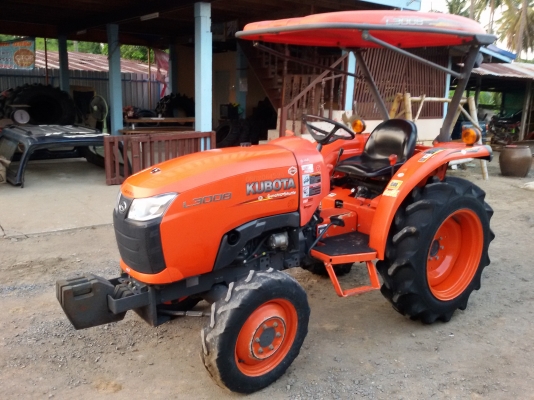 ปัญญาแทรคเตอร์..จัดมาให้ครับ ด่วน!!!คูโบต้า L3008ตัวเปล่า รถไร่สีเดิมๆ จัดส่ง อ.พัฒนานิคม จ.ลพบุรี