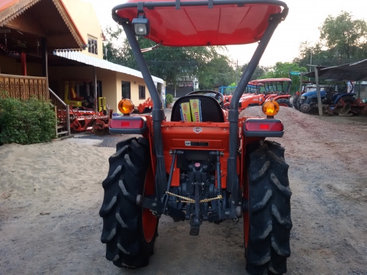 ปัญญาแทรคเตอร์..จัดมาให้ครับ ด่วน!!!คูโบต้า L3008ตัวเปล่า รถไร่สีเดิมๆ จัดส่ง อ.พัฒนานิคม จ.ลพบุรี