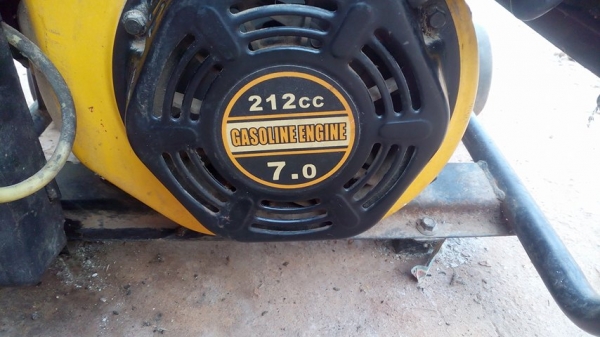 ขายเครื่องปั่นไฟ 5000 พร้อมใช้งาน