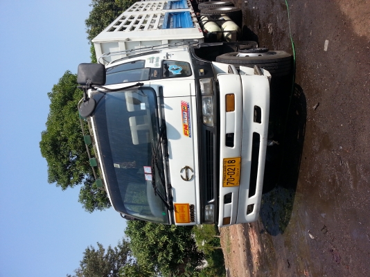 ขาย รถบรรทุก10ล้อ2เพลา ไม่ดั้ม Hino สมอเงิน เครื่อง Daewoo 320แรงปี2542