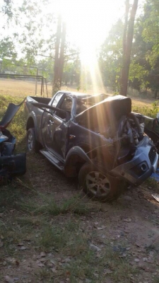 ซากไทตั้นถอดเเยกขายอะไหลทั้งคันสนใจสอบถามได้มีหลายรุ่นเก๋งเเละกระบะ